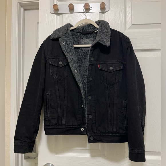 Levi's Jackets & Blazers - Levi’s Black Denim Jacket with Sherpa Lining